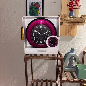 Electric Neo-Wall Clock - Black and Purple NEW